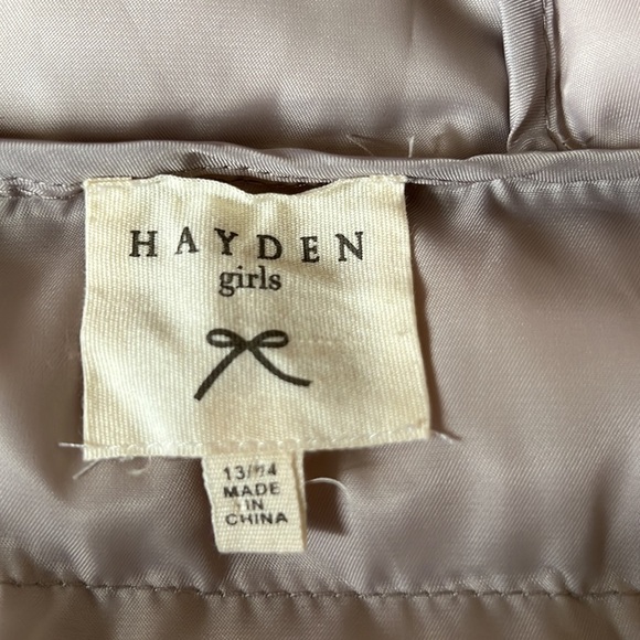 HAYDEN Girls Camo coat with bottom ruffles. Beige, pink, and purple. 13/14. NWOT - Picture 4 of 5